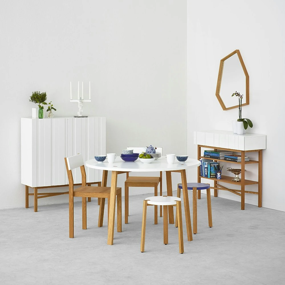 White Schrank, Weiss/ Eiche 4 White Schrank, Weiss/ Eiche – Bild 2