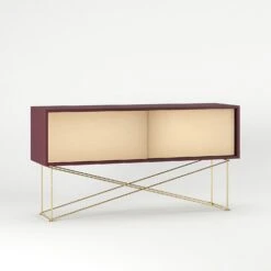 Vogue Fernsehbank 136 Cm Zwei Messing-Schiebetüren Und Gestell, Weinrot/Messing 10 Vogue Fernsehbank 136 Cm Zwei Messing-Schiebetüren Und Gestell, Weinrot/Messing -Möbelgeschäft decotique vogue fernsehbank 136 cm zwei messing schiebeturen und gestell 125