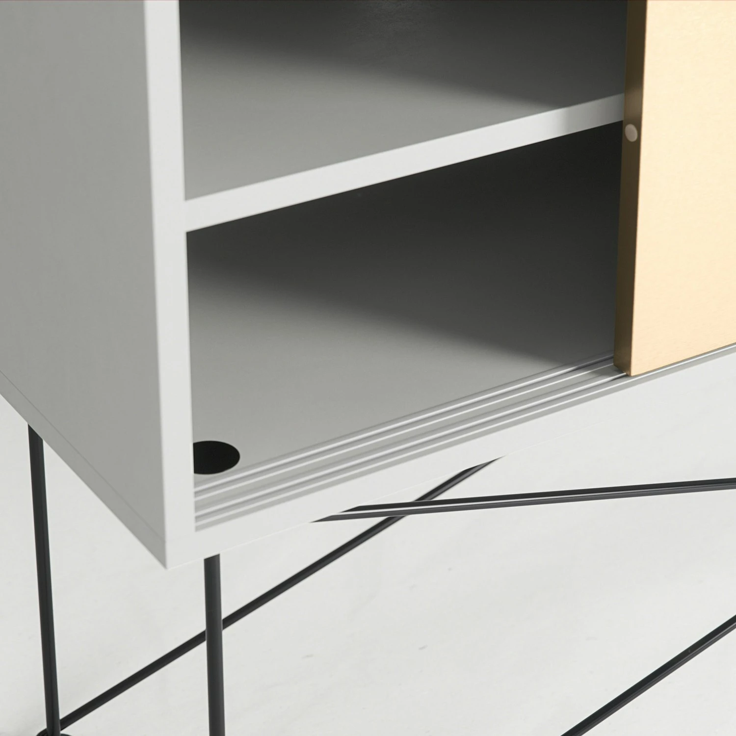 Vogue Fernsehbank 136 Messing-Schiebetüre Und Gestell, Weiß/Schwarz 6 Vogue Fernsehbank 136 Messing-Schiebetüre Und Gestell, Weiß/Schwarz – Bild 4