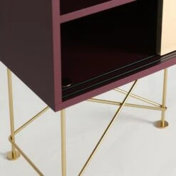 Vogue Fernsehbank 180 Zwei Messingtüren Und Zwei Ständer, Weinrot/Messing -Möbelgeschäft decotique vogue fernsehbank 180 zwei messingturen und zwei stander 119