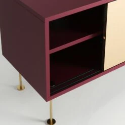 Vogue Lowboard 180 Cm, Weinrot/2WR1B/Messing 11 Vogue Lowboard 180 Cm, Weinrot/2WR1B/Messing -Möbelgeschäft decotique vogue lowboard 180 cm messingfarbene schiebetur messing beine 24