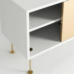 Vogue Lowboard 180 Cm, Weiß/2W1B/Messing -Möbelgeschäft decotique vogue lowboard 180 cm messingfarbene schiebetur messing beine 44
