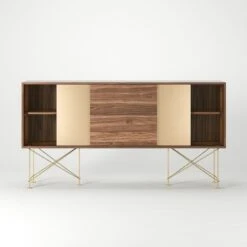 Vogue Sideboard 180 Zwei Messingtüren Und Zwei Ständer, Walnuss/Messing -Möbelgeschäft decotique vogue sideboard 180 zwei messingturen und zwei stander 148