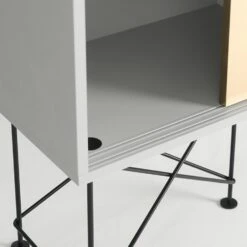 Vogue Sideboard 180 Zwei Messingtüren Und Zwei Ständer, Weiß/Schwarz -Möbelgeschäft decotique vogue sideboard 180 zwei messingturen und zwei stander 27