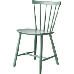 J46 Stuhl, Dusty Green -Möbelgeschäft fdb mbler j46 chair dusty green pantone 556c gloss 10 2