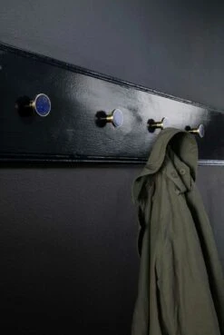 Ferm LIVING Stone Hook Small, Black Marble -Möbelgeschäft ferm living ferm living hook s weier marmor 4