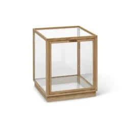 Ferm LIVING Miru Glasvitrine, Eiche Natur