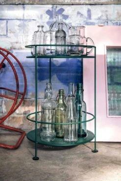 Guinguette Perforierter Beistelltisch, Ø40 Cm/ Ice Mint -Möbelgeschäft fermob guinguette beistelltisch auf rollen 40 cm 10 1