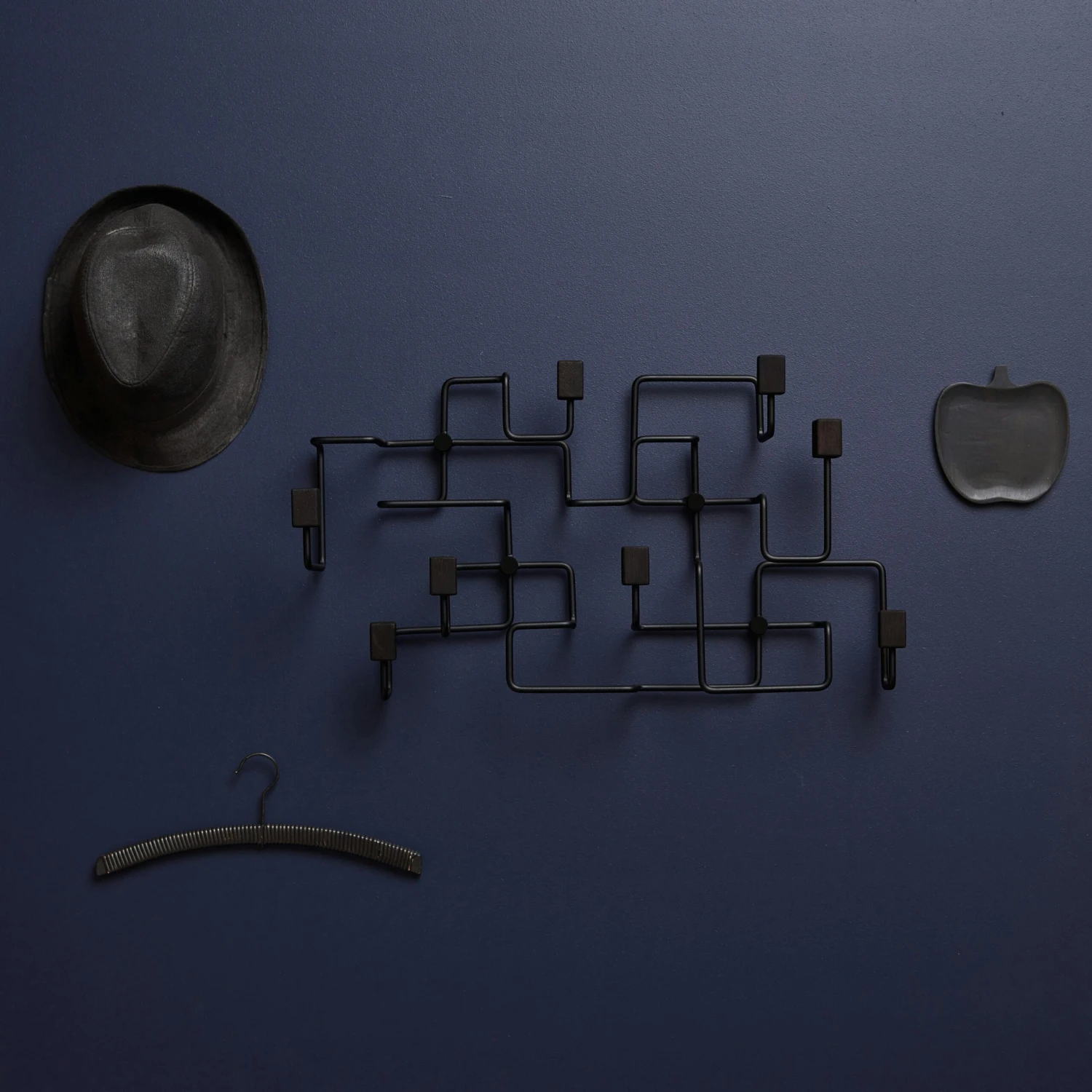 GEJST Underground Garderobe, In Schwarzer Eiche / Eiche 7 GEJST Underground Garderobe, In Schwarzer Eiche / Eiche – Bild 5