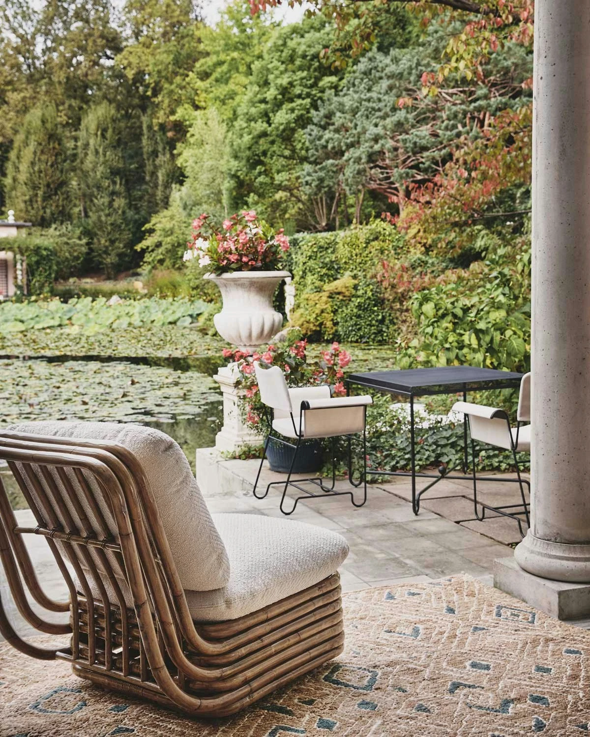 Gubi Bohemian 72 Loungesessel, Dedar Lupo Bouclé 007 7 Gubi Bohemian 72 Loungesessel, Dedar Lupo Bouclé 007 – Bild 5