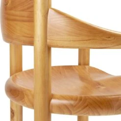 Gubi Daumiller Stuhl, Kiefernholz -Möbelgeschäft gubi daumiller dining armchair base golden pine 2