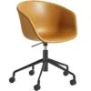 Hay AAC53 Stuhl 5 Star Swivel, Schwarz / Silk Cognac -Möbelgeschäft hay aac53 chair 5 star swivel black 5