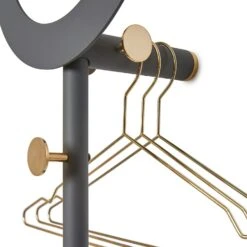 Klong Monokel Kleiderhänger -Möbelgeschäft klong monokel kleiderhanger 3