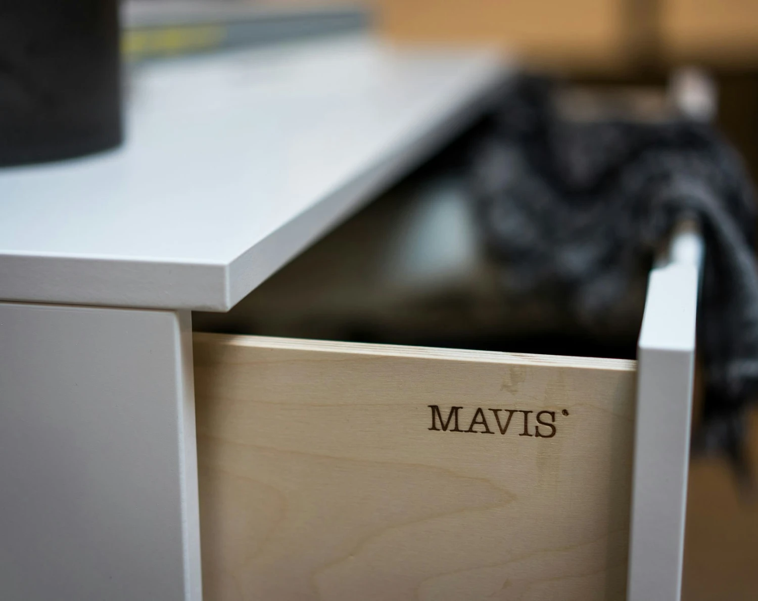 Aoko Kommode Mit 4 Schubladen, Weiß 8 Aoko Kommode Mit 4 Schubladen, Weiß – Bild 6