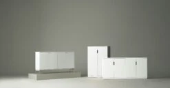 Aoko Schränkchen Weiß, Abgedeckte Türen -Möbelgeschäft mavis aoko schrankchen 0