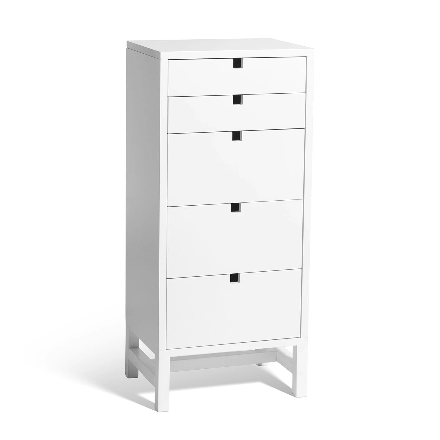 Falsterbo Chest Of Drawers Small, 5 Drawers, White Lacquer 3 Falsterbo Chest Of Drawers Small, 5 Drawers, White Lacquer