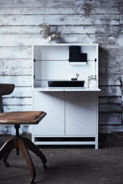 Falsterbo Desk, White Lacquer 11 Falsterbo Desk, White Lacquer -Möbelgeschäft mavis falsterbo desk white lacquer 3