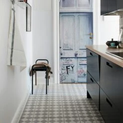 Maze Anyone Hocker, Schwarz 10 Maze Anyone Hocker, Schwarz -Möbelgeschäft maze anyone hocker 16