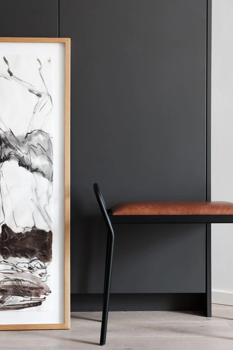 Maze Anyone Hocker, Schwarz/Vintage Cognac 5 Maze Anyone Hocker, Schwarz/Vintage Cognac – Bild 3