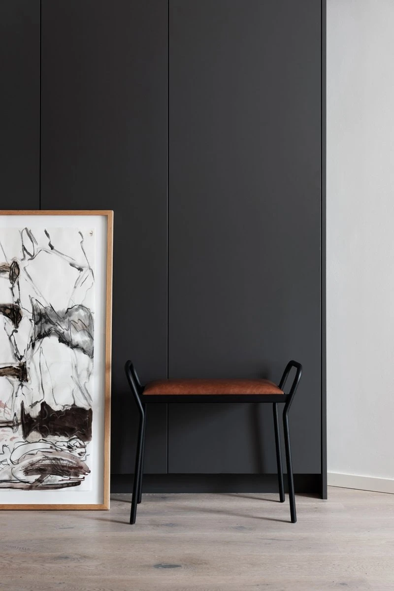 Maze Anyone Hocker, Schwarz/Vintage Cognac 6 Maze Anyone Hocker, Schwarz/Vintage Cognac – Bild 4