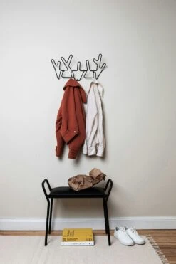 Maze Crown Hanger Aufhänger, Schwarz 6 Maze Crown Hanger Aufhänger, Schwarz -Möbelgeschäft maze crown kleideraufhanger 4