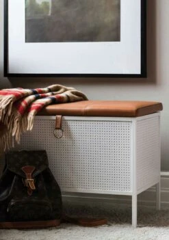 Maze Frank Aufbewahrungsbank, Weiß/Cognac 12 Maze Frank Aufbewahrungsbank, Weiß/Cognac -Möbelgeschäft maze frank aufbewahrungsbank 2