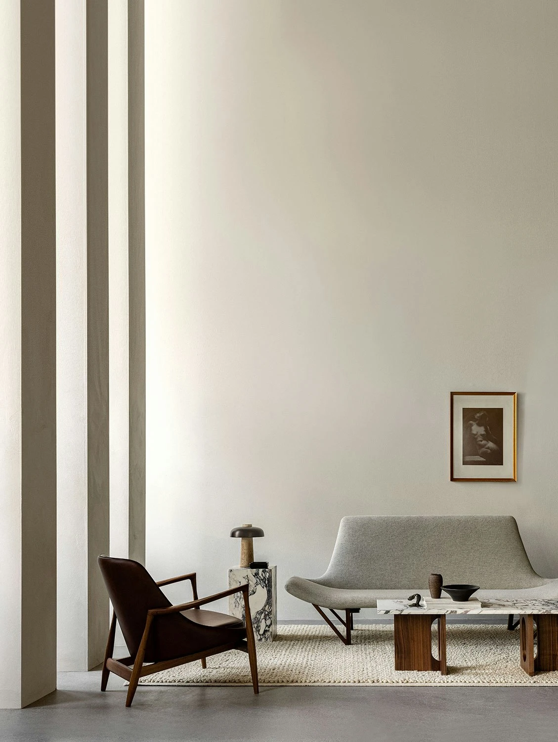 Menu Androgyne Loungetisch, Walnussholz / Calacatta Viola 8 Menu Androgyne Loungetisch, Walnussholz / Calacatta Viola – Bild 6