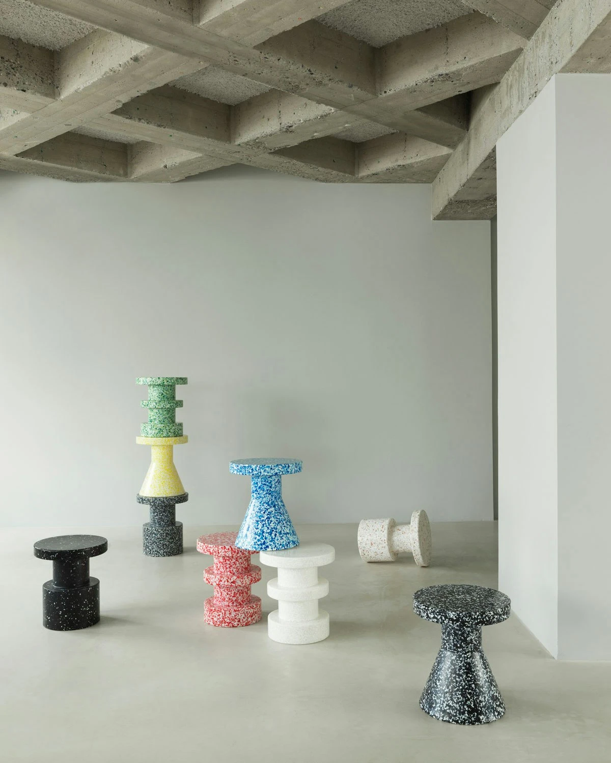 Normann Copenhagen Bit Hocker / Beistelltisch, Kegelförmig, Blau 7 Normann Copenhagen Bit Hocker / Beistelltisch, Kegelförmig, Blau – Bild 5