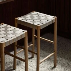 &Tradition Betty Barhocker TK7, Oak / Natürlich -Möbelgeschäft tradition betty barhocker tk7 10