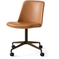 &Tradition Rely Stuhl HW24 Swivel, Brüniert / Silk 0250 Cognac