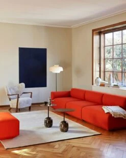 &Tradition Wulff ATD2 Loungesessel + Fußhocker, Walnussfarben/Sheepskin Moonlight -Möbelgeschäft tradition wulff atd2 loungesessel fuhocker 8