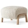 &Tradition Wulff ATD3 Pouf, Eiche/Sheepskin Moonlight -Möbelgeschäft tradition wulff atd3 pouf 2
