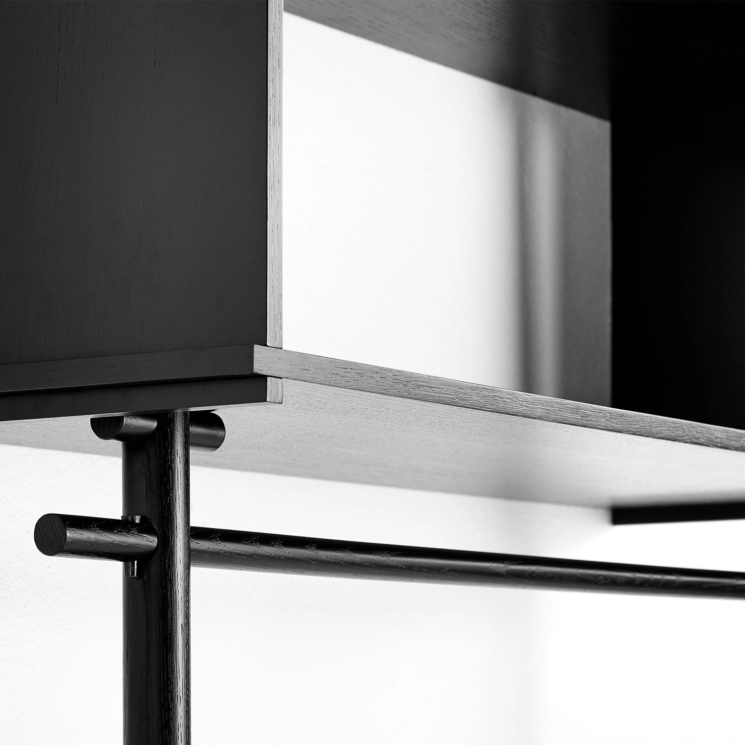 Woud Töjbox Kleiderständer, Weiß Eiche 7 Woud Töjbox Kleiderständer, Weiß Eiche – Bild 5